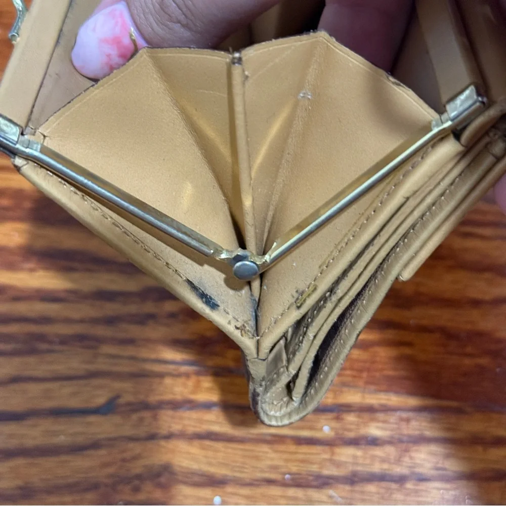 Celine Tan and Brown Logo Kiss Lock Wallet - Picture 12 of 12